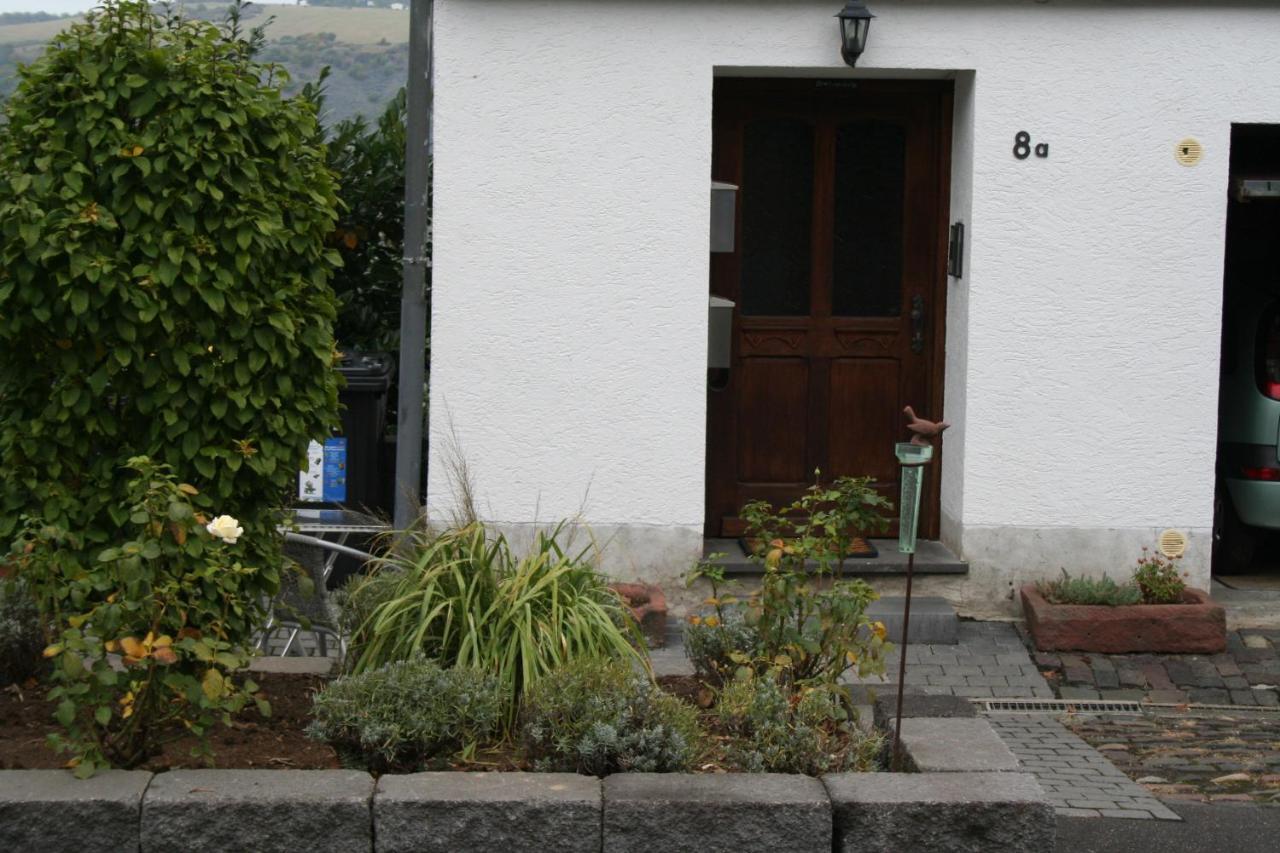 Romantische Ferienwohnung Rheingold 50 Qm Fuer 2 Bis 4 P บาคาราค ภายนอก รูปภาพ